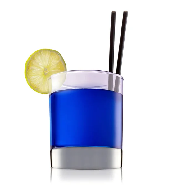알코올 칵테일 흰색 배경에 고립 — 스톡 사진