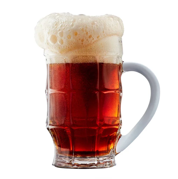 Kupa köpük soğuk koyu kırmızı bira