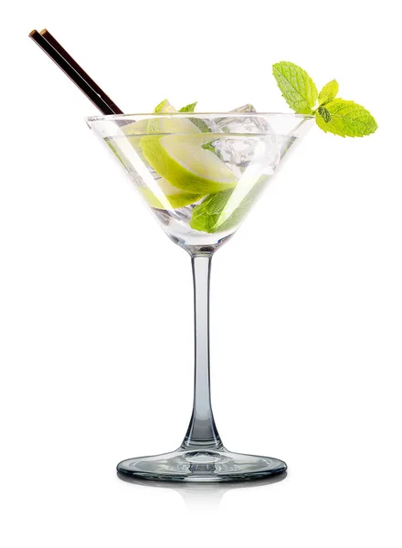 Mojito cocktail in Martiniglas geïsoleerd op wit — Stockfoto