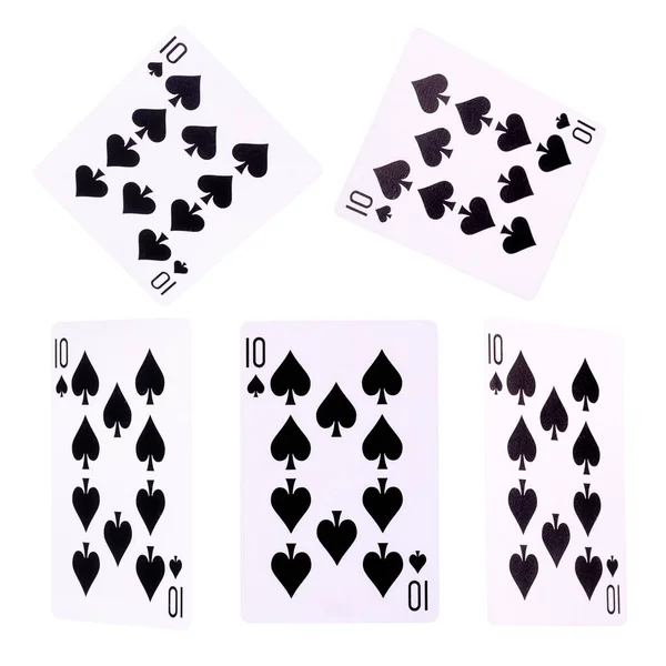 Karty do gry w pokera na białym tle ze ścieżką wycinania. — Zdjęcie stockowe