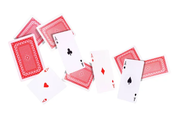 Beyaz arkaplanda poker kartları uçuyor.