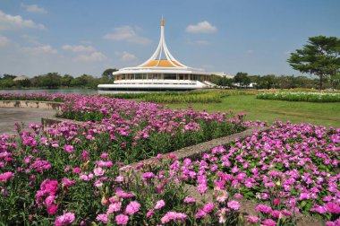 Suan Luang Rama Ix Halk Parkı Bangkok, Tayland Ratchamangkhala Pavyonu