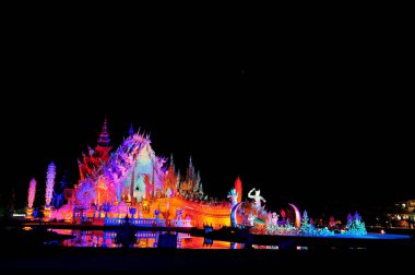 Wat Rong Khun Işık Festivali