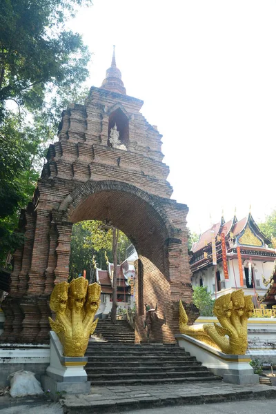 Wat Analyo Thipayaram, provincia de Phayao, Tailandia —  Fotos de Stock