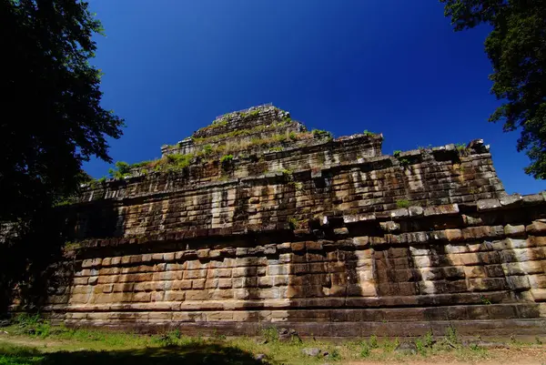 Vista Pirámide Siete Niveles Koh Ker Sitio Del Templo Prasat —  Fotos de Stock