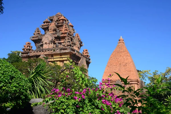 Ponagar Tower Thap Nagar Una Torre Del Templo Cham Fundada —  Fotos de Stock