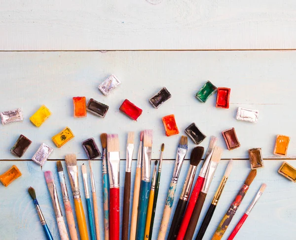 Verf Penselen Palet Houten Achtergrond Het Werk Van Kunstenaar Banner — Stockfoto