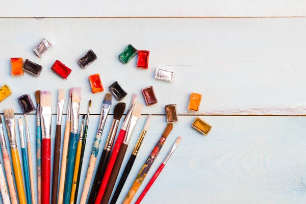 Verf Penselen Palet Houten Achtergrond Het Werk Van Kunstenaar Banner — Stockfoto