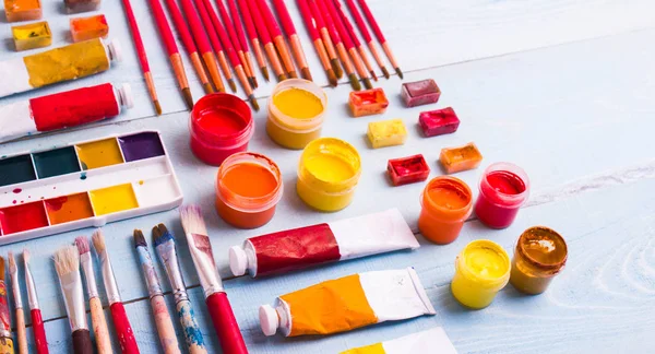 Verf Penselen Palet Houten Achtergrond Het Werk Van Kunstenaar Banner — Stockfoto