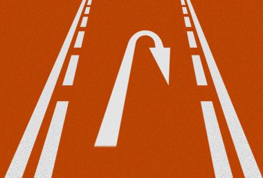 Turuncu asfalt zemin üzerinde beyaz ok