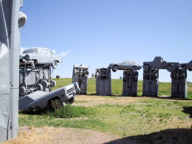 Araba Henge veya Taş Henge.