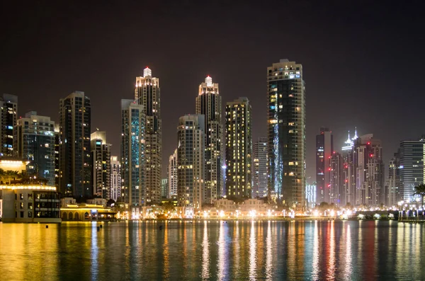 Dubai manzarası, gece