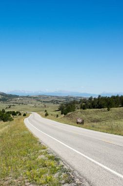 Yol çorak vahşi aracılığıyla