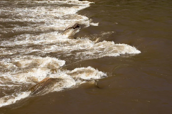 Agua del río Muddy — Foto de Stock