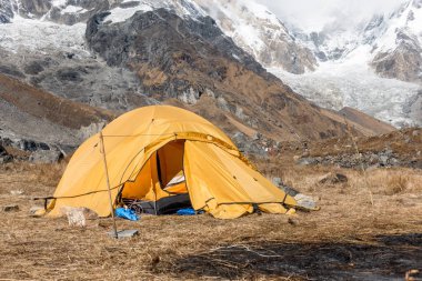 Bu vahşi yerde çadır