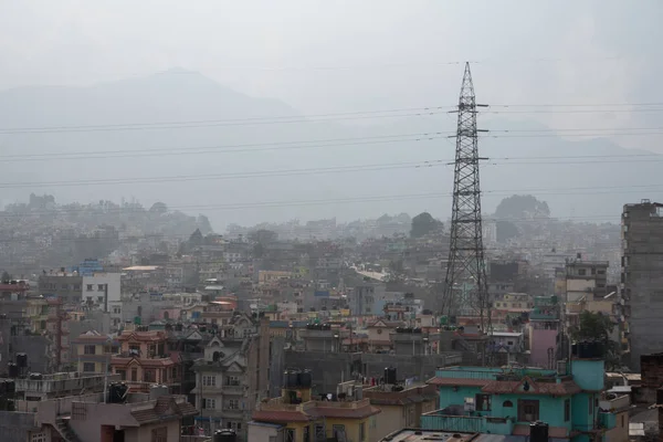 加德满都市上空的浓烟和污染 — 图库照片