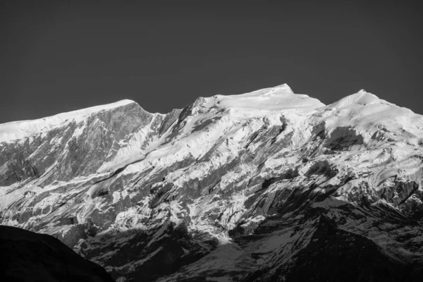 Himalaya Dağları Ndaki Bir Dağın Güzel Kalın Buzulları — Stok fotoğraf