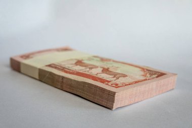 Beyaz Arkaplan Üzerine Nepal Kağıt Banknotu