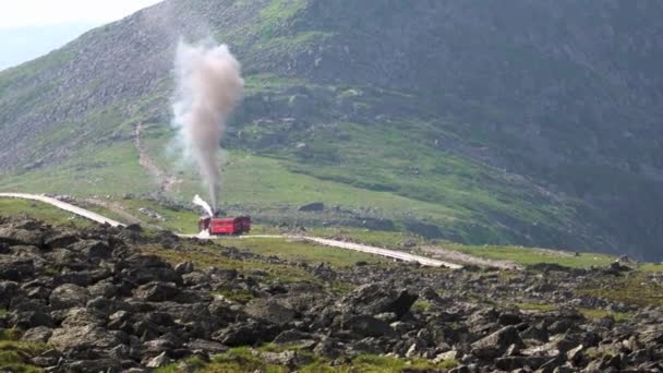 Motor de vapor en Mount Washington — Vídeos de Stock