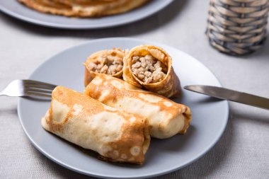Geleneksel Rus krep etli. Shrovetide. Maslenitsa hafta. Seçici odak, yakın çekim.