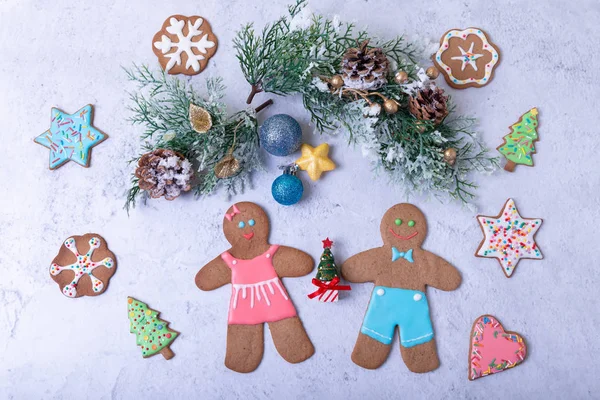 Hombres Figuras Jengibre Galletas Caseras Tradicionales Año Nuevo Navidad Fondo —  Fotos de Stock