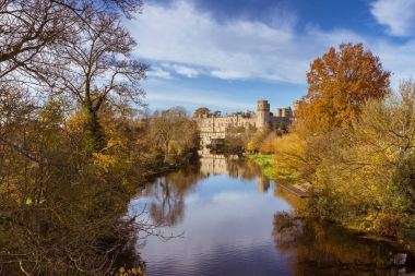 Warwick castle sonbahar