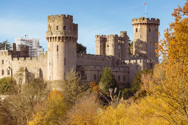 Warwick castle sonbahar