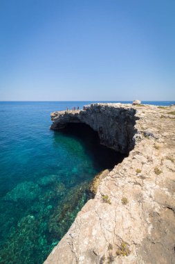 deniz mağaraları comino