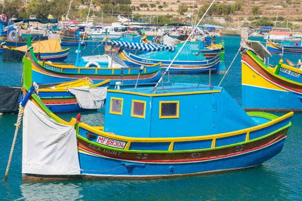 Luzzu Marsaxlokk liman