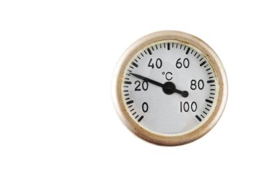 Beyaz arka plan üzerinde izole eski termometre