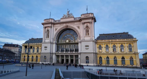 BUDAPEST, HUNGARY - CIRCA 2016: Budapest Keleti Railway Station — 스톡 사진