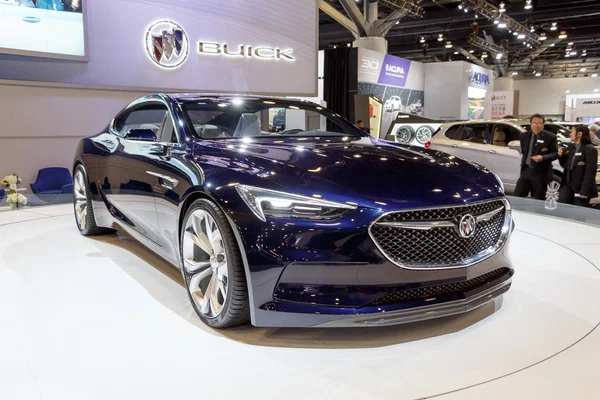 Vancouver - Kanada, cirka 2017: Buick Avista koncepció autó — Stock Fotó