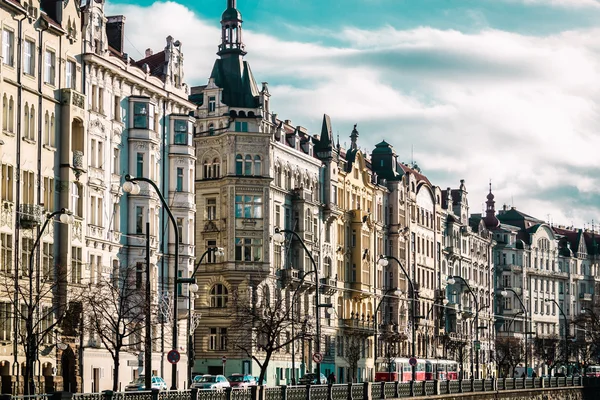 Edificios y calles de Praga, República Checa — Foto de Stock