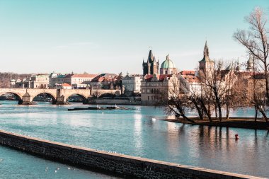 Binaları ve sokakları Vltava Nehri Prag, Çek Republi yakın