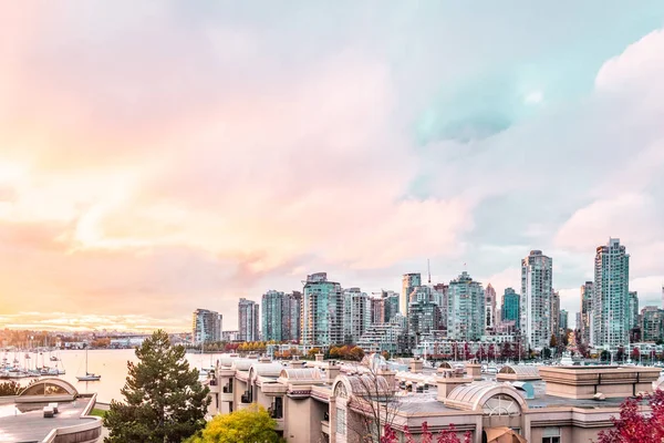 Herfst zonsondergang in Downtown Vancouver, Canada — Stockfoto