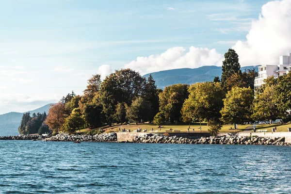 Stanley Park a moře v Vancouver, Kanada — Stock fotografie