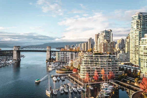 Downtown Vancouver bij val in Bc, Canada — Stockfoto