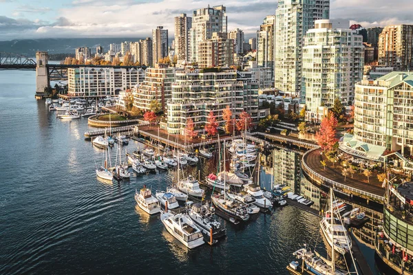 Downtown Vancouver bij val in Bc, Canada — Stockfoto