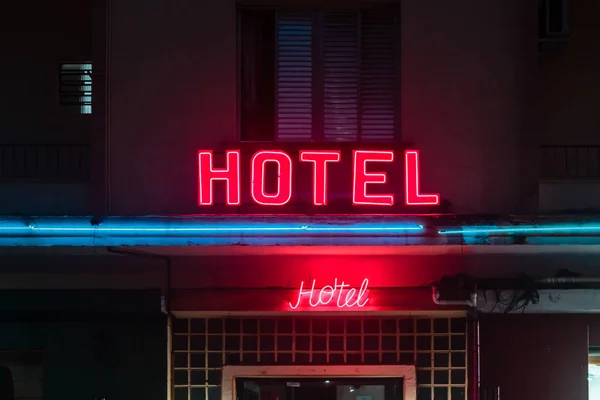 Hotel znak w pobliżu alei Avenida Paulista, w Sao Paulo, Brazylia — Zdjęcie stockowe