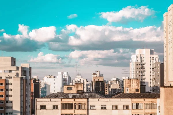 Byggnader av San Paulo nära Paulista Avenue — Stockfoto