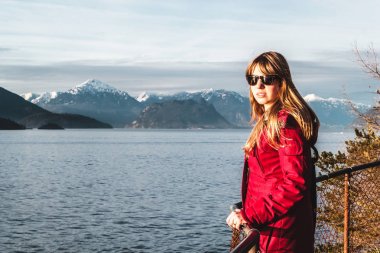 Whytecliff Park Horseshoe Bay West Vancouver, BC yakınındaki kız
