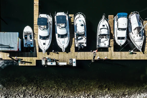 Boote in der Nähe der Innenstadt in vancouver, bc, canada — Stockfoto