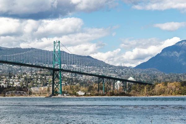 Lions Gate Bridge en Vancouver, BC, Canadá — Foto de Stock