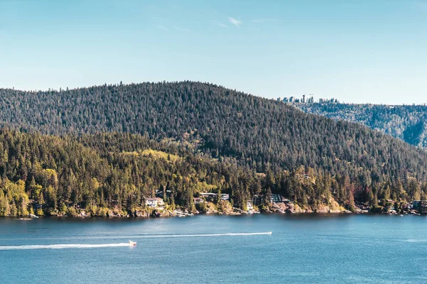Vista de Belcarra de Pedreira Rock em North Vancouver, BC, Canadá — Fotografia de Stock