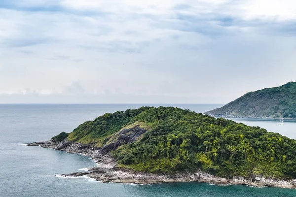 Isole nell "isola di Phuket, Thailandia — Foto Stock