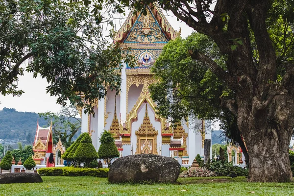 Chalong Temple in Phuket Island, Thailand — Stock Photo, Image