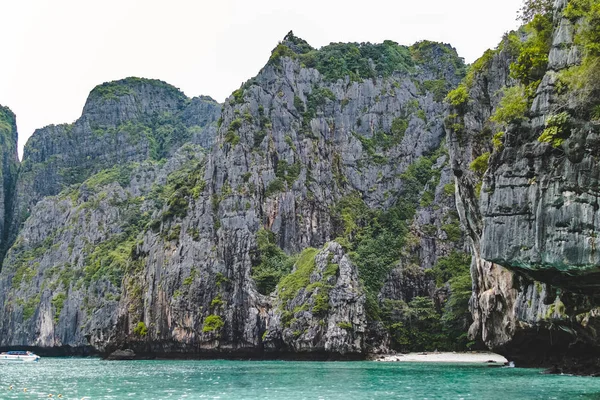 Phi Phi Islands, Tayland için Maya Bay (