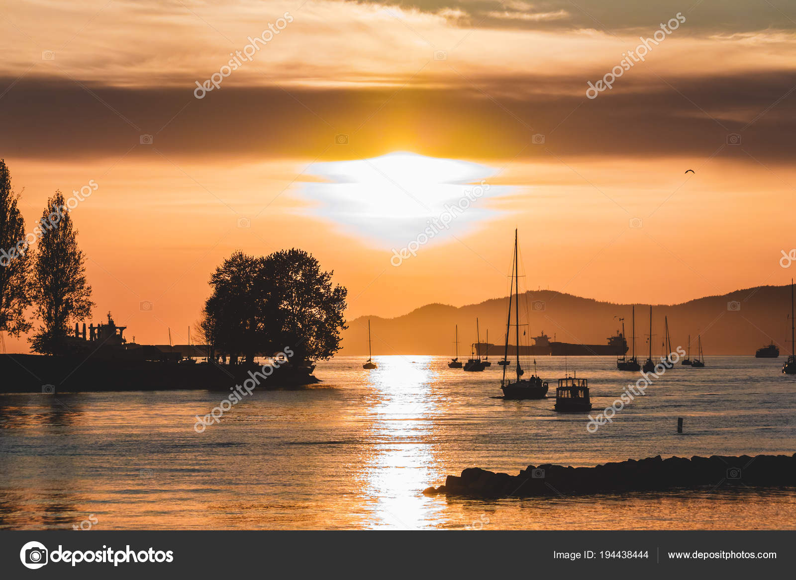 Coucher De Soleil Sur La Plage Sunset à Vancouver Bc