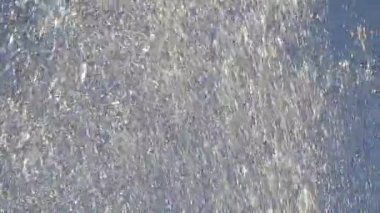 Sıçramaları ve su jetleri