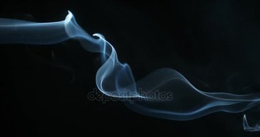 Sigara yükselen duman